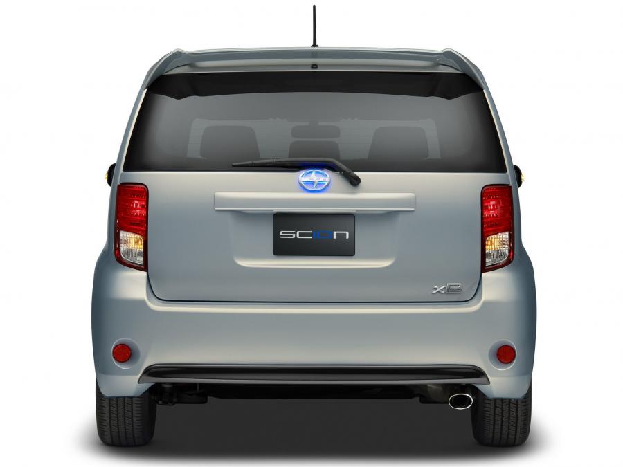  Scion xB 10 Series 2013 года  (фото 5 из 11)